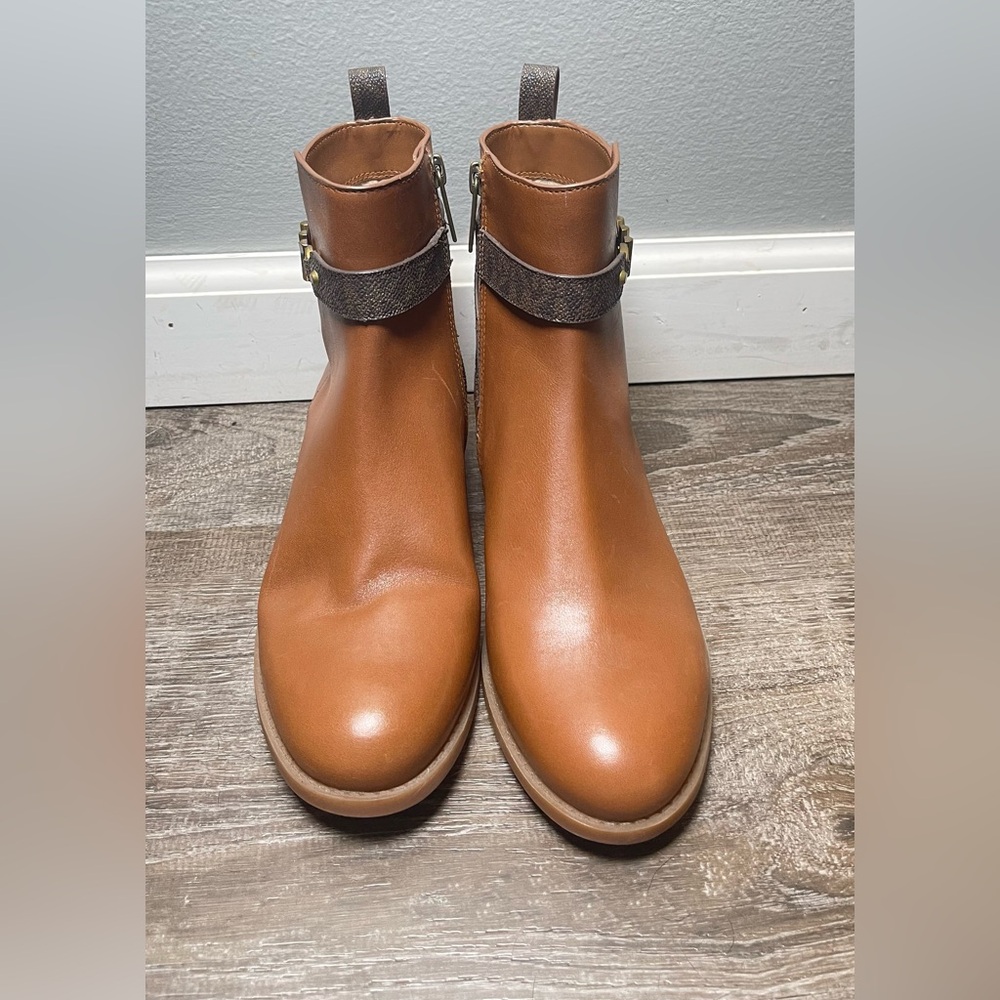 Michael Kors Women's Farrah Flat Brown‎ Ankle Booties Size 6.5